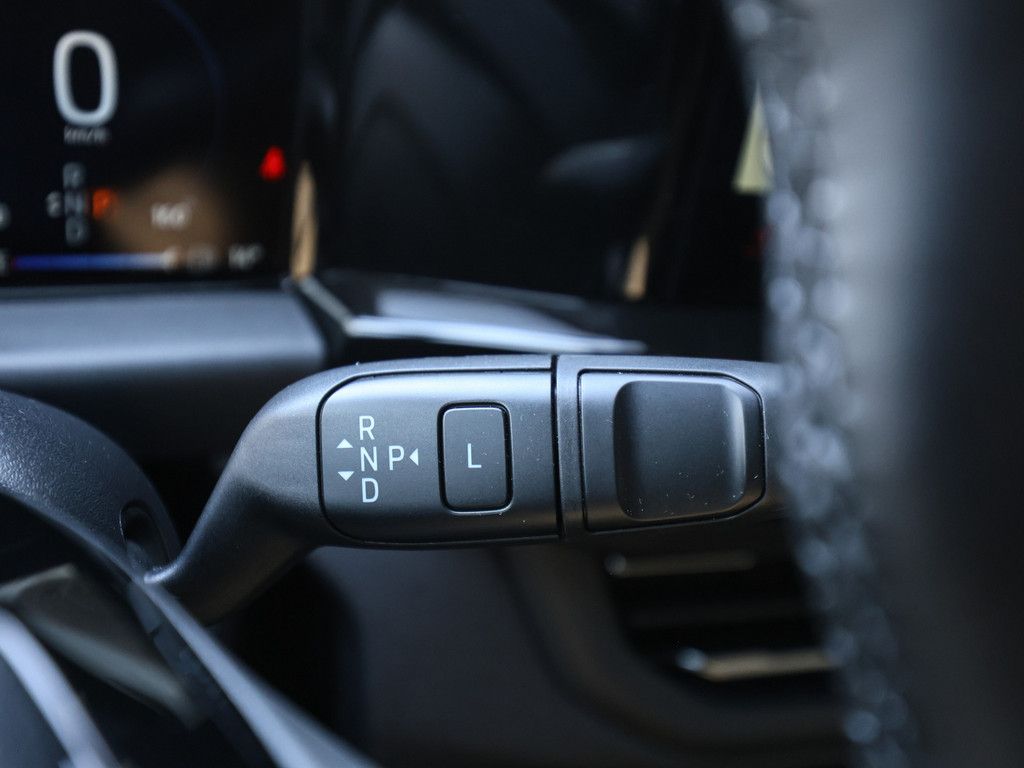 Ford Tourneo Custom 2025