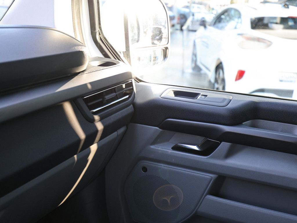 Ford Tourneo Custom 2025