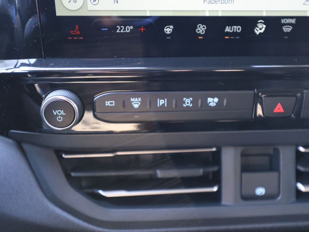 Ford Tourneo Custom 2025