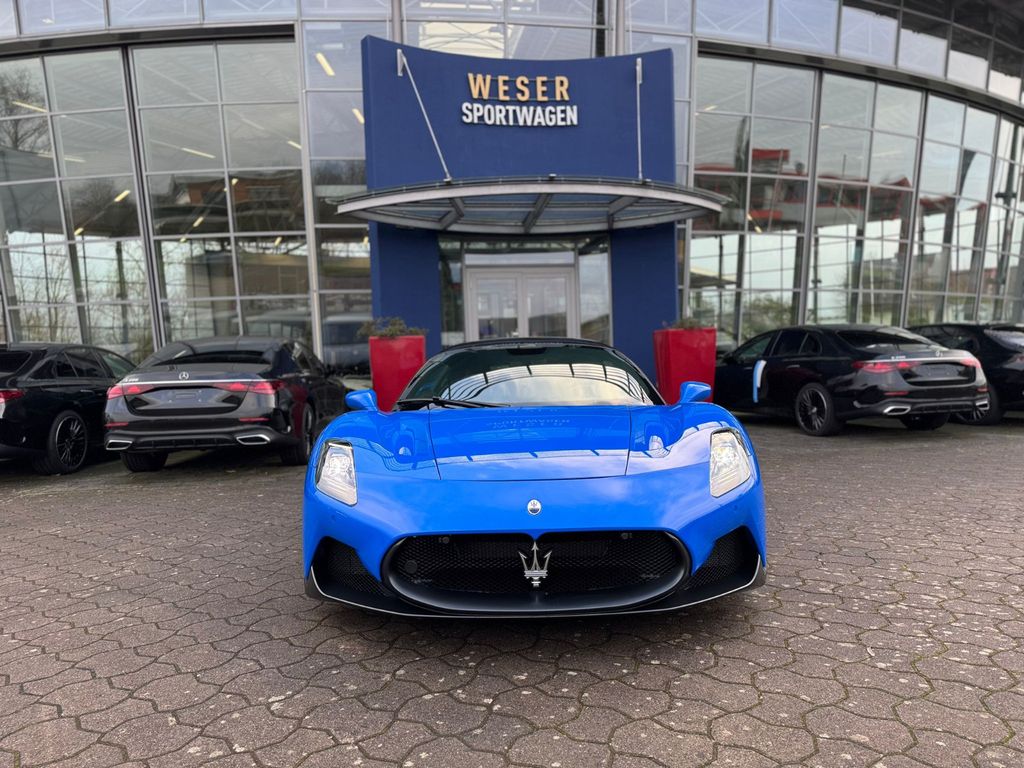 Maserati MC20