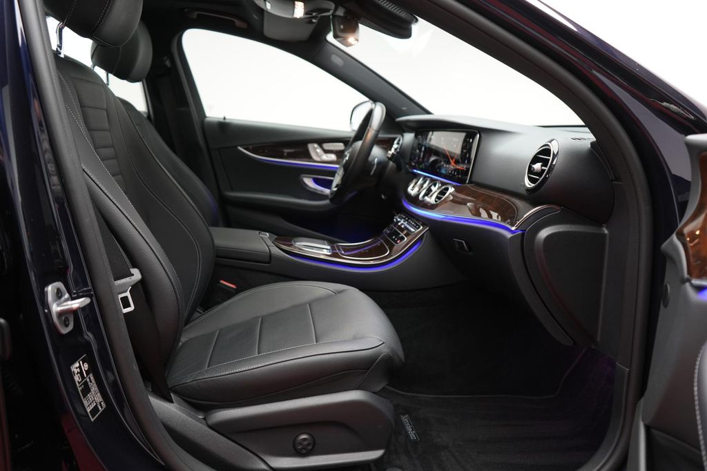 Mercedes-Benz E 300 2022