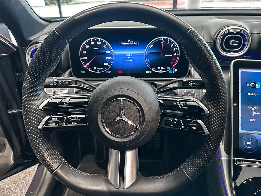 Mercedes-Benz C 300 2024