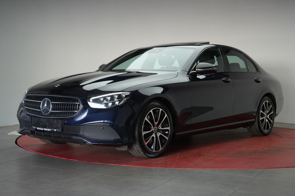 Mercedes-Benz E 300 2022