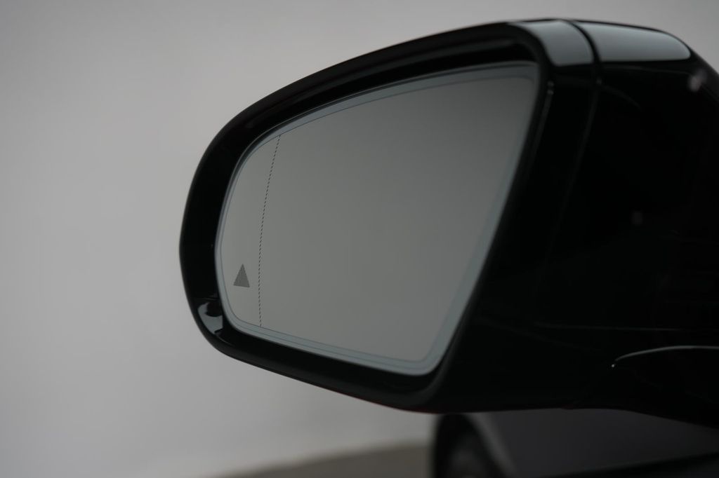 Mercedes-Benz E 300 2022