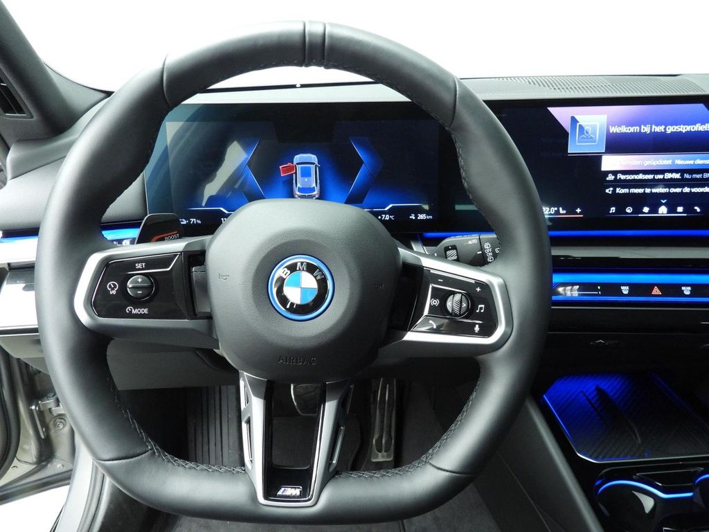 BMW i5 2025