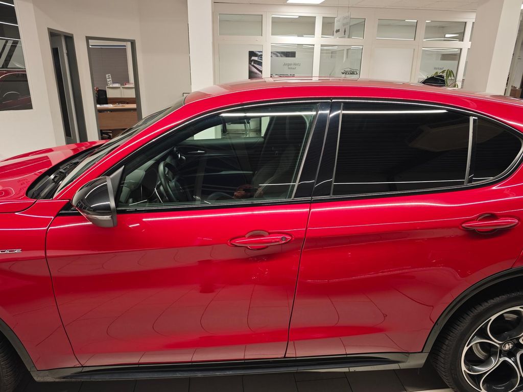 Alfa Romeo Stelvio 2024