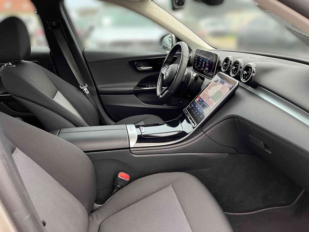 Mercedes-Benz C 200 2023