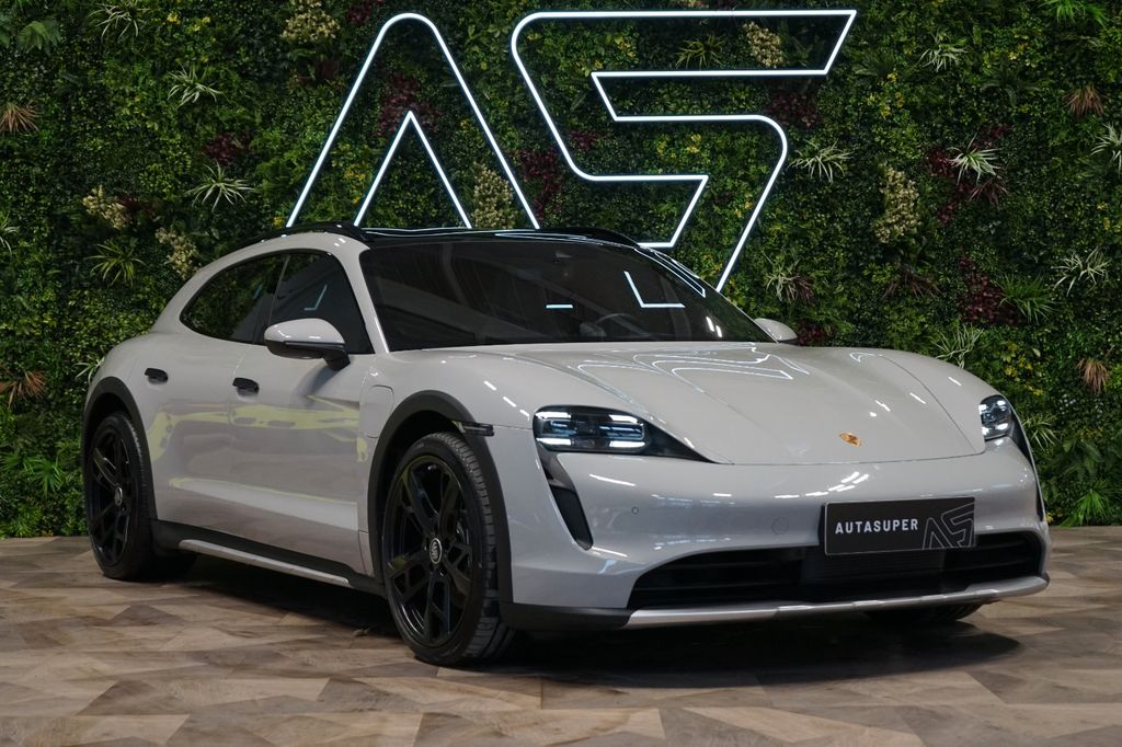 Porsche Taycan 2022