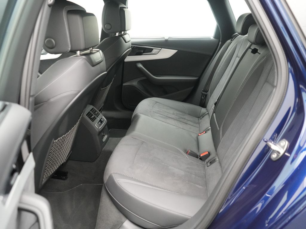 Audi A4 2022
