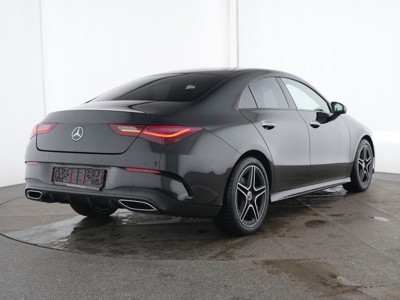 Mercedes-Benz CLA 200 2024