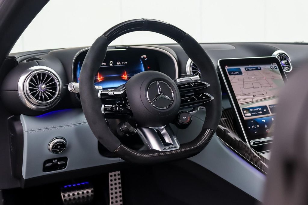 Mercedes-Benz AMG GT 2025