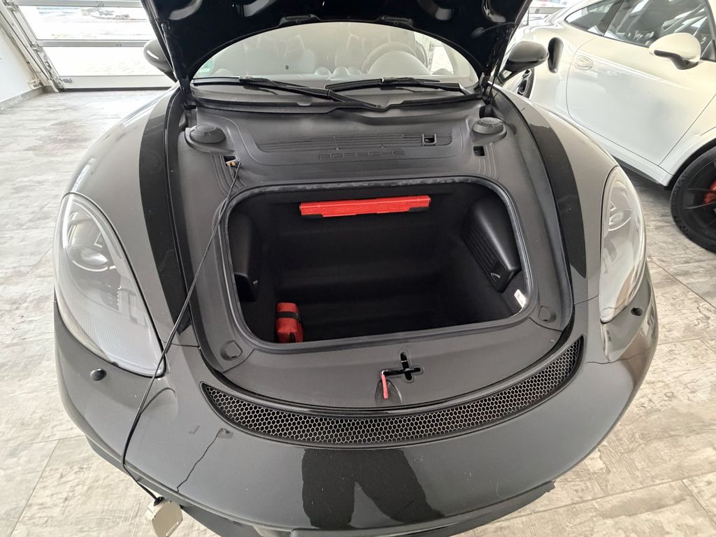 Porsche Boxster 2021