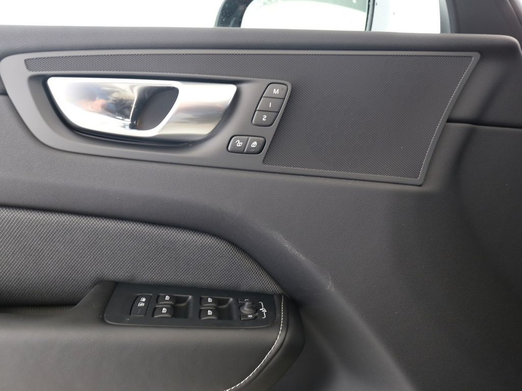 Volvo XC60 2024