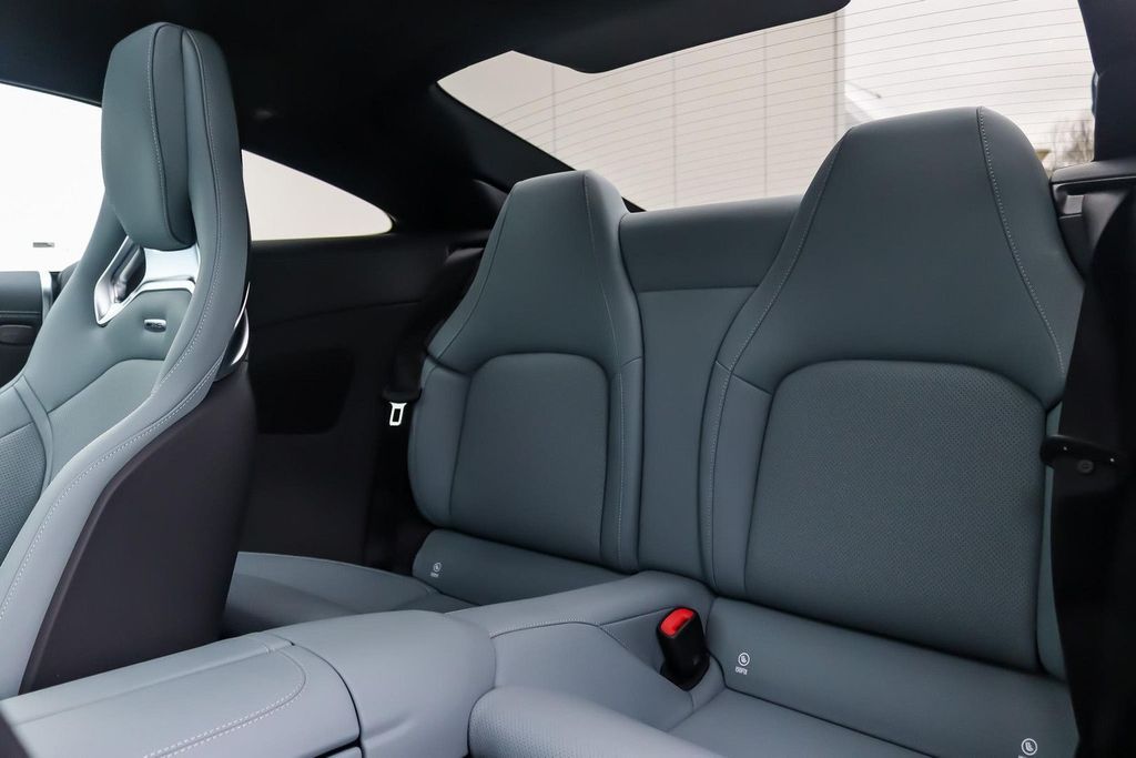 Mercedes-Benz AMG GT 2025