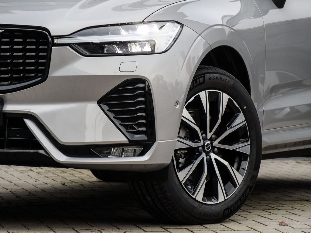 Volvo XC60 2025