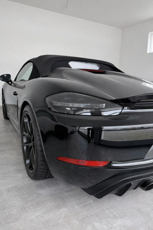 Porsche Boxster 2021