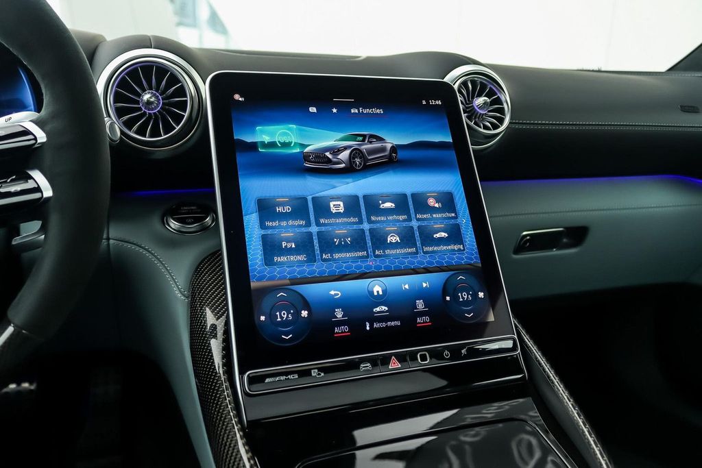 Mercedes-Benz AMG GT 2025