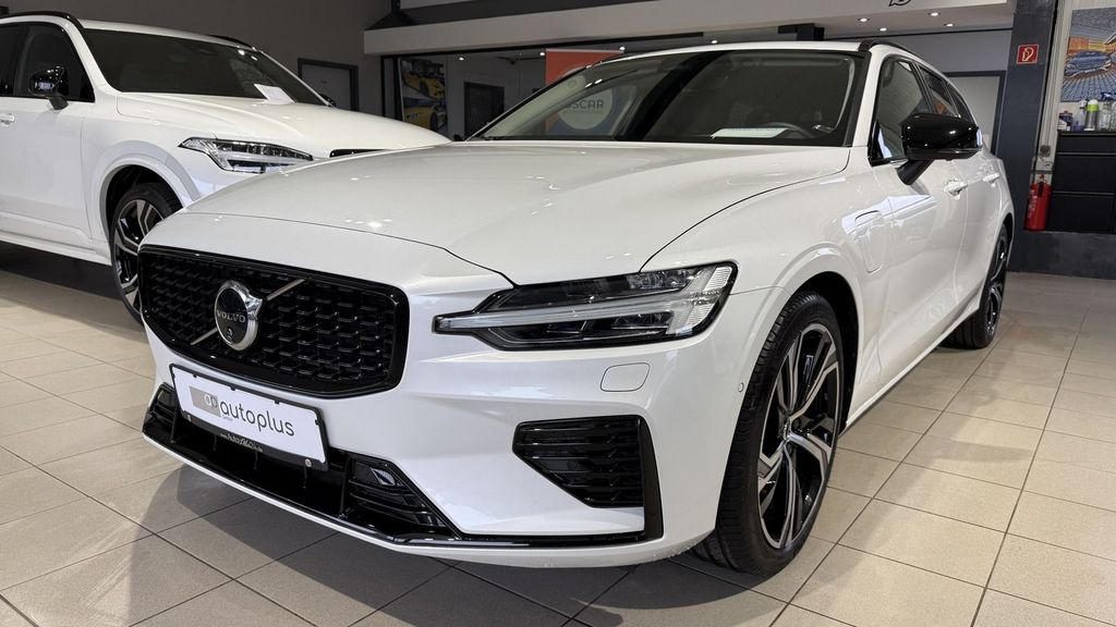 Volvo V60 2024