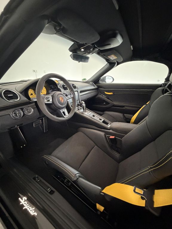 Porsche Boxster 2021