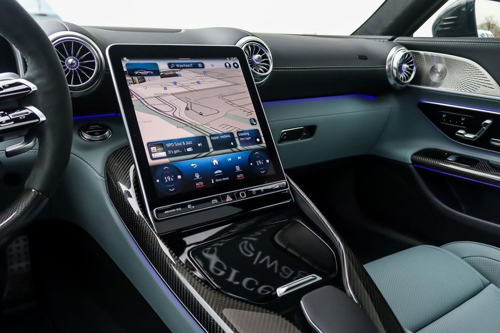 Mercedes-Benz AMG GT 2025