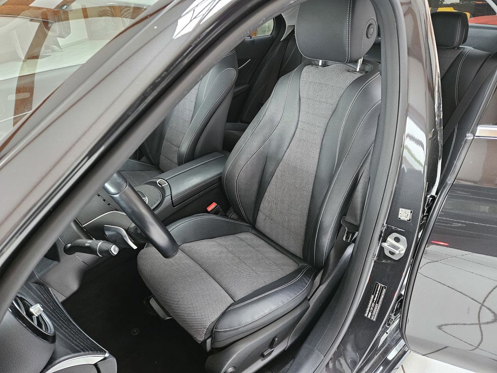 Mercedes-Benz E 300 2020