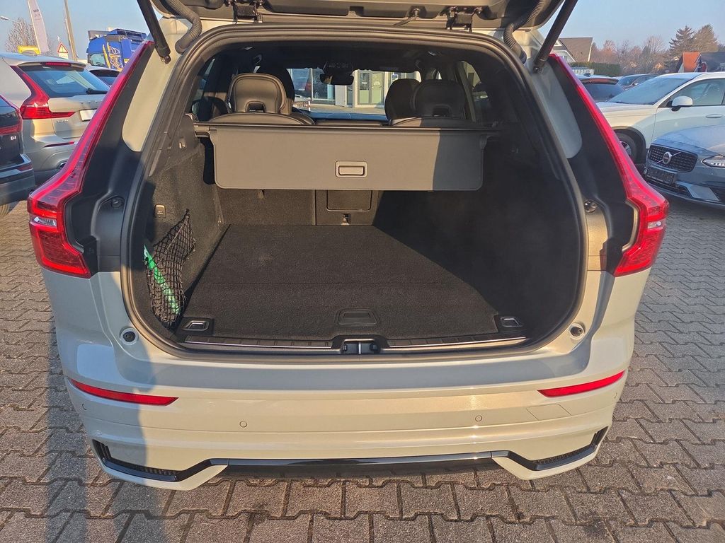 Volvo XC60 2025