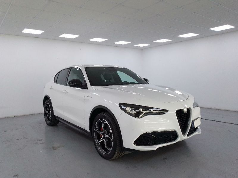 Alfa Romeo Stelvio 2024