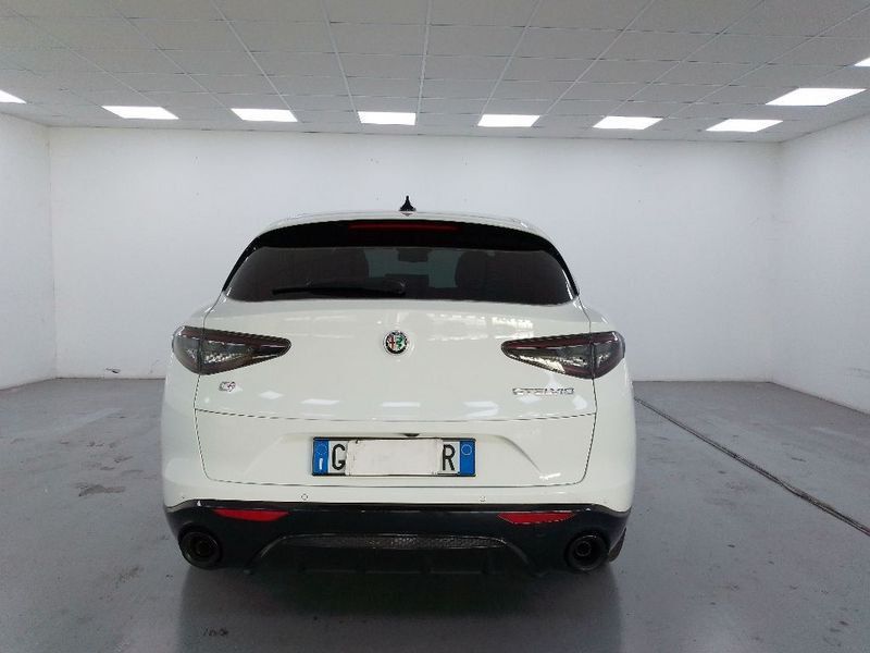 Alfa Romeo Stelvio 2024