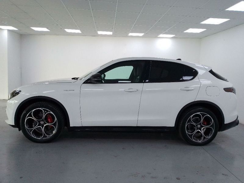 Alfa Romeo Stelvio 2024