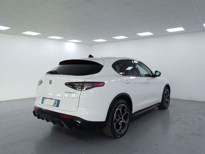 Alfa Romeo Stelvio 2024