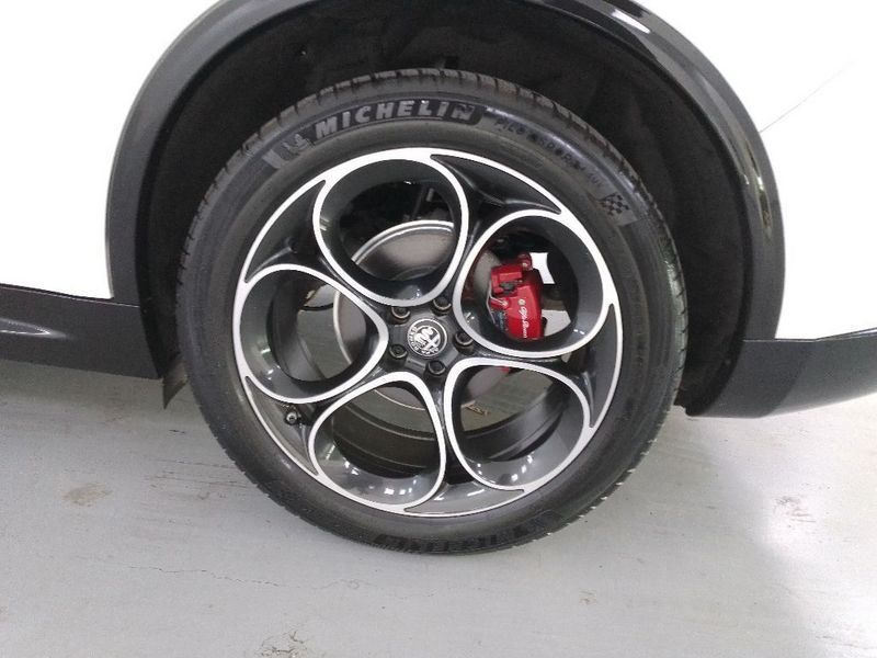 Alfa Romeo Stelvio 2024