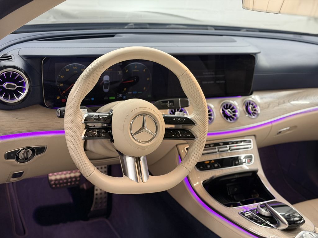 Mercedes-Benz E 300 2023