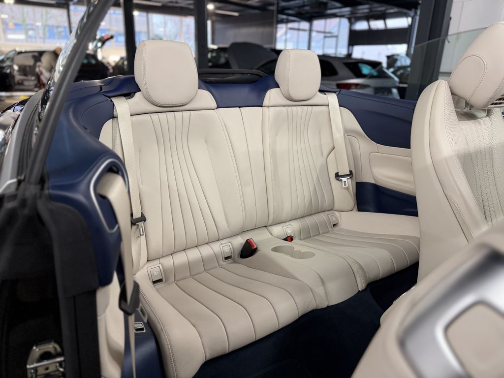 Mercedes-Benz E 300 2023