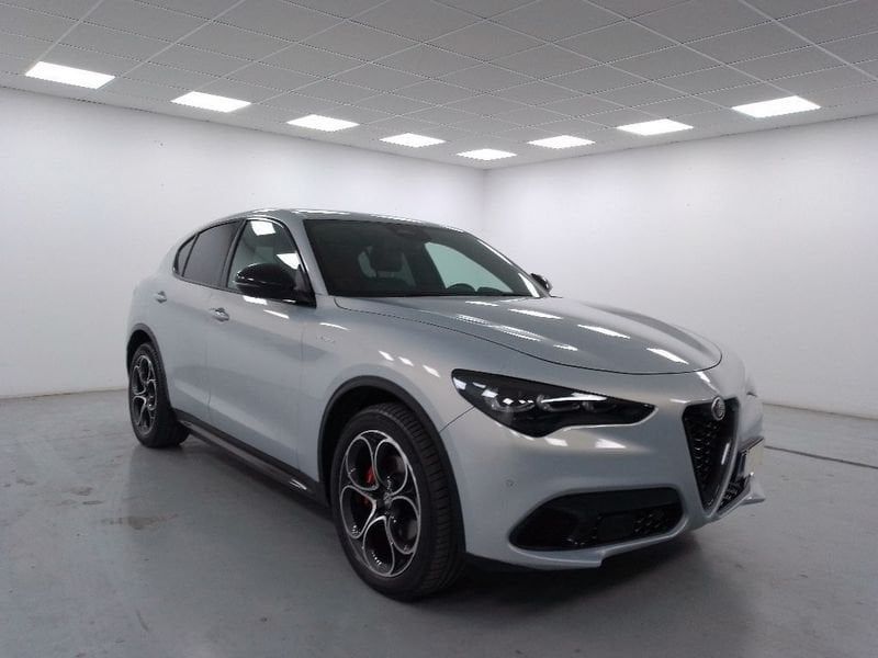 Alfa Romeo Stelvio 2024