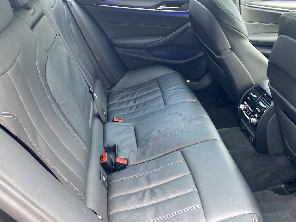 BMW 530 2023