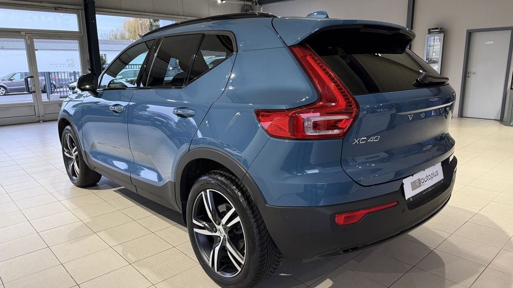 Volvo XC40 2024