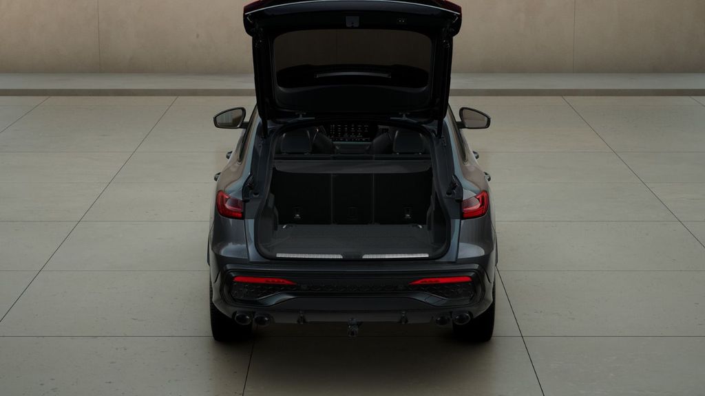 Audi SQ5 2025