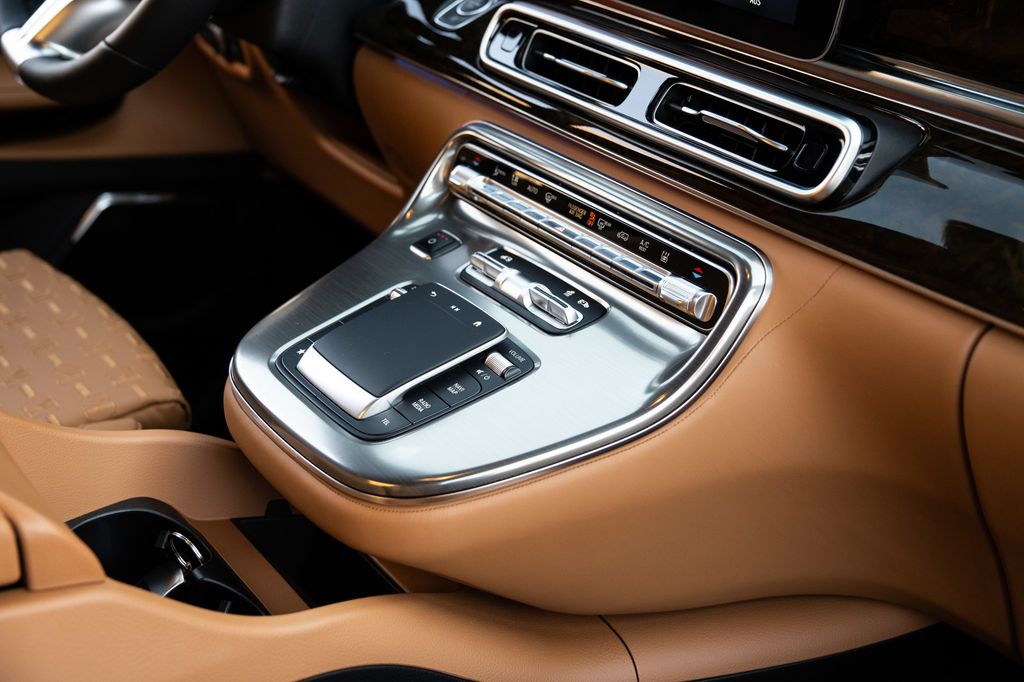 Mercedes-Benz V 300
