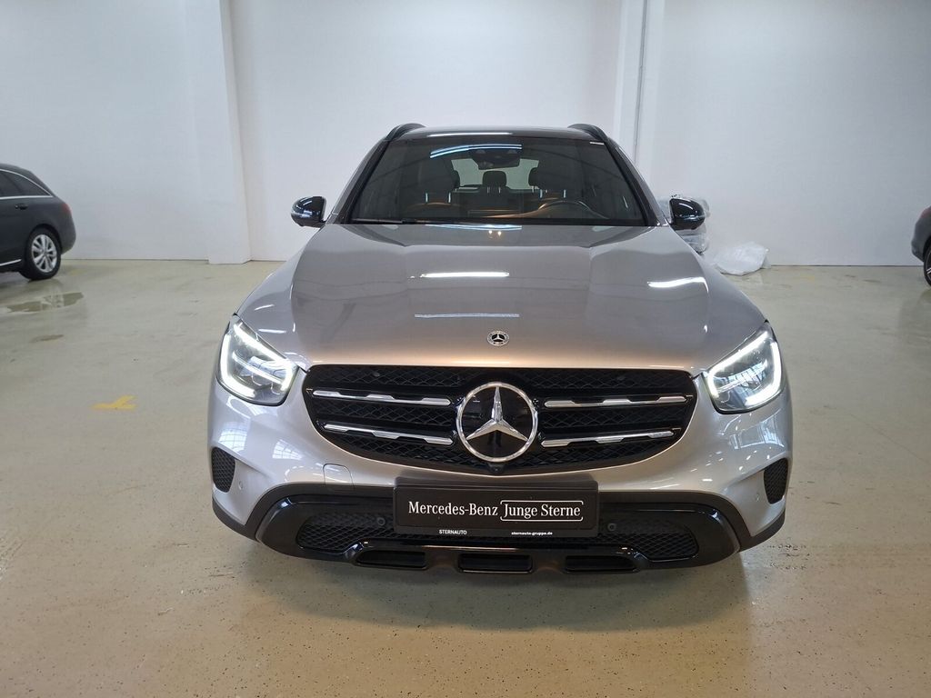 Mercedes-Benz GLC 300 2021