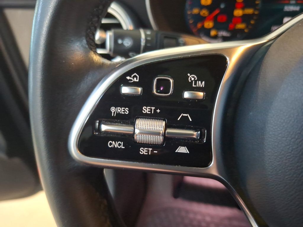 Mercedes-Benz GLC 300 2021