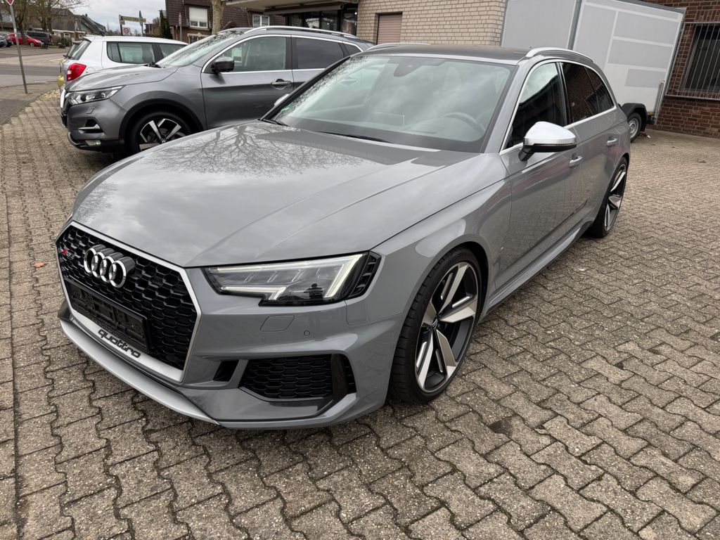 Audi RS4 2018