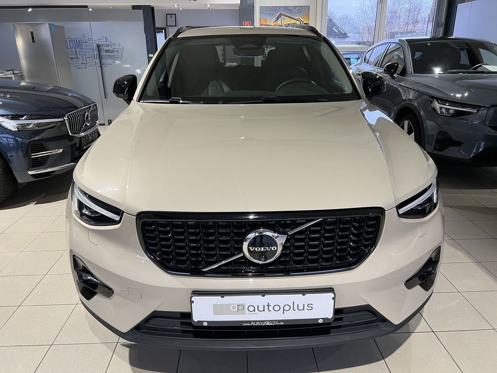 Volvo XC40 2024