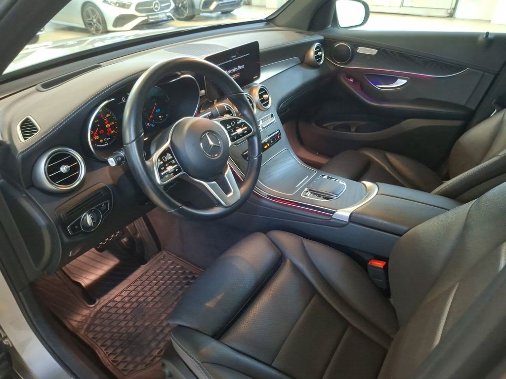 Mercedes-Benz GLC 300 2021