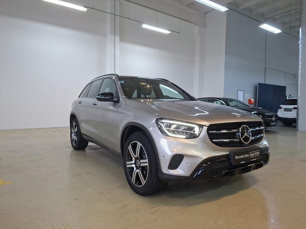 Mercedes-Benz GLC 300 2021