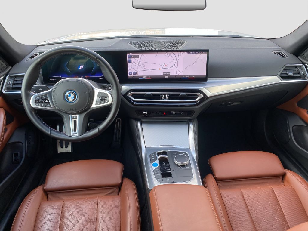 BMW i4 2023