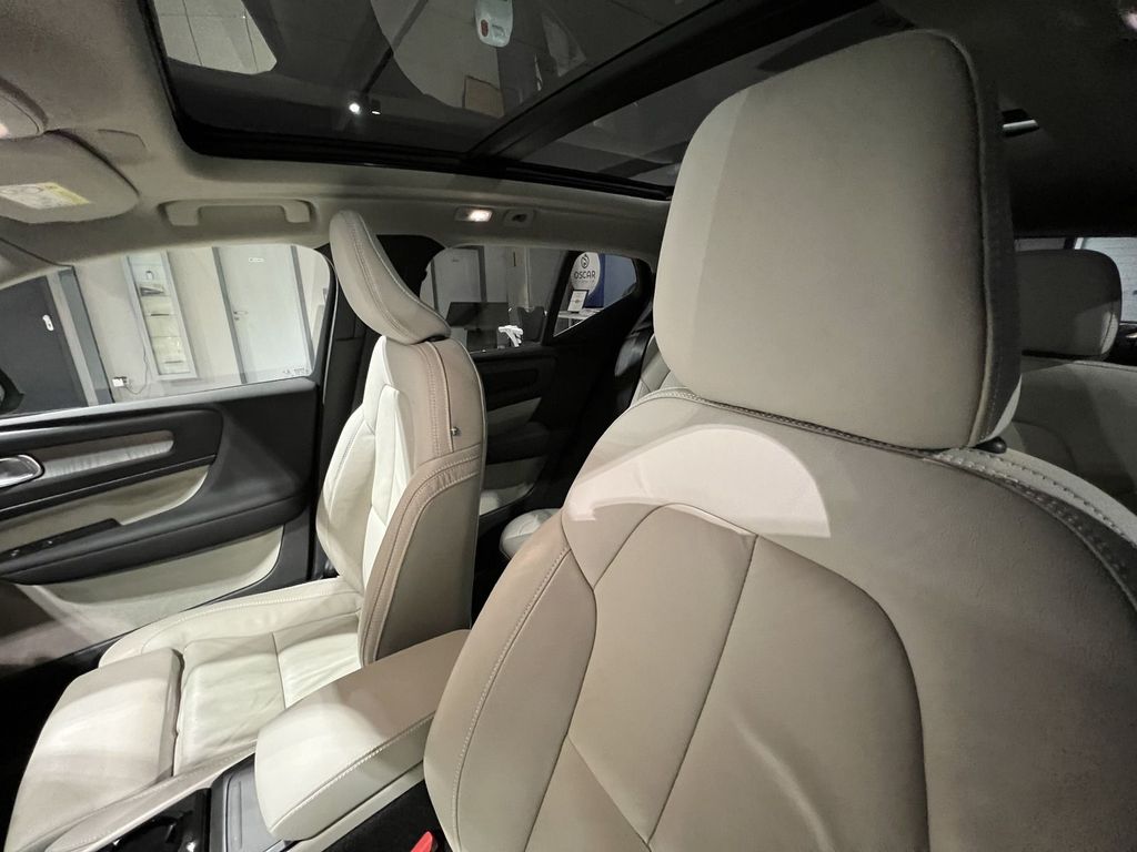 Volvo XC40 2022