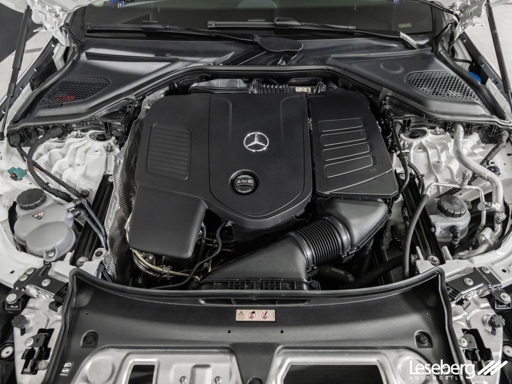 Mercedes-Benz E 300 2025