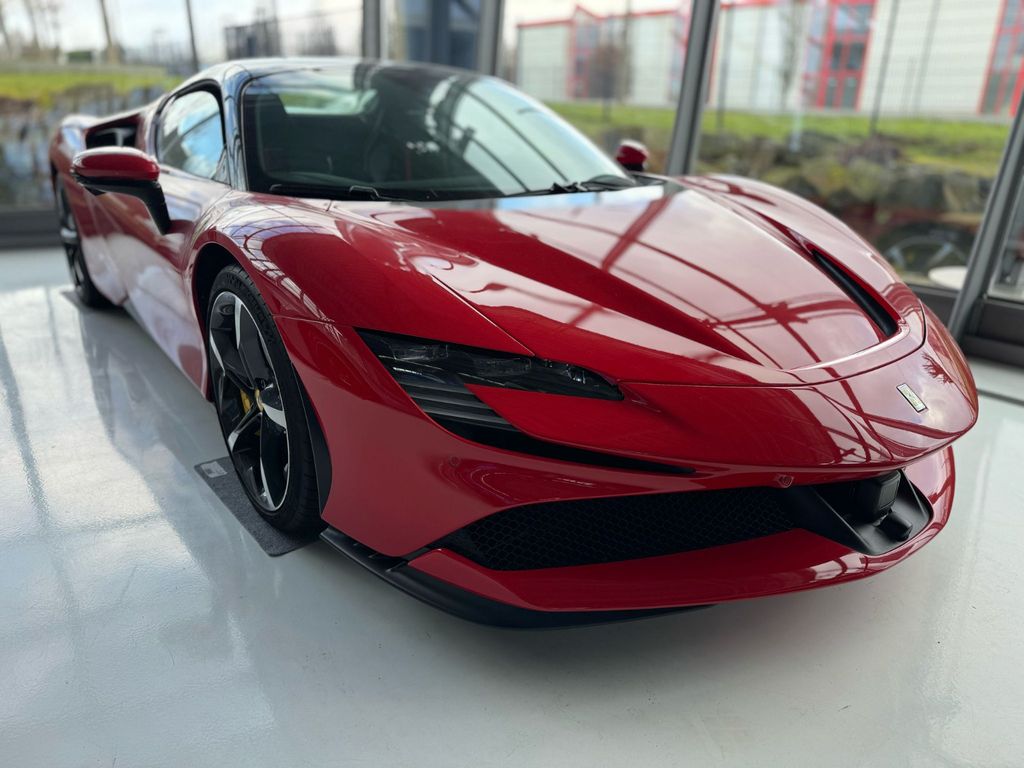 Ferrari SF90