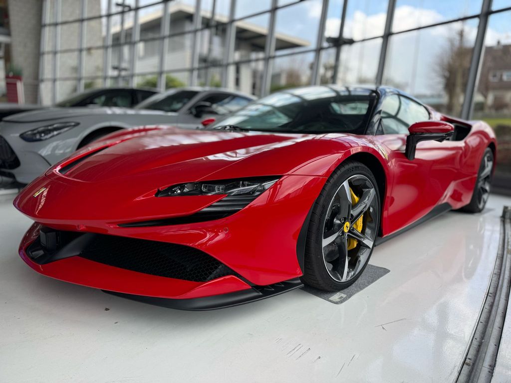 Ferrari SF90