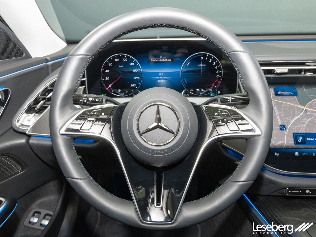 Mercedes-Benz E 300 2025